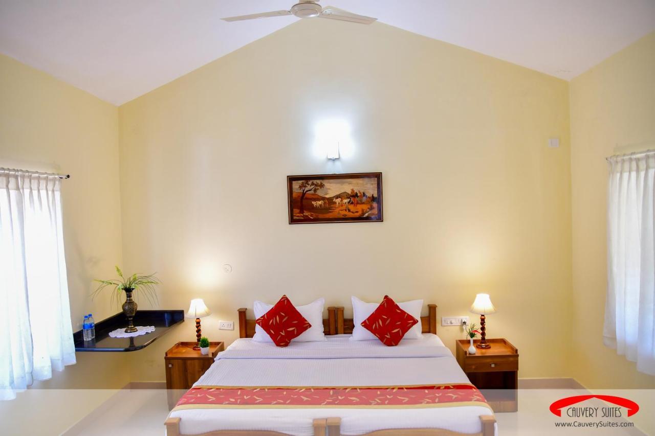 Cauvery Suites Madikeri Exterior foto